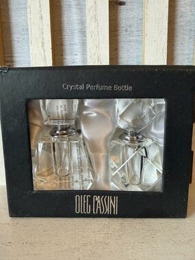 Oleg Cassini Crystal EMPTY Perfume Bottles • Set of 2 Small Decor• Original Box